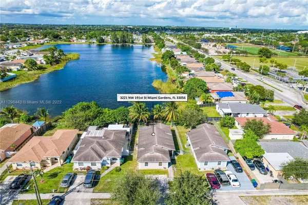 3221 NW 191st St, Miami Gardens, FL 33056