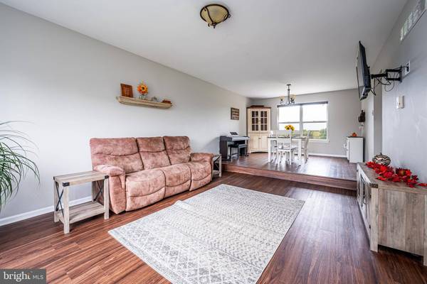 232 STALLION LN, Schwenksville, PA 19473