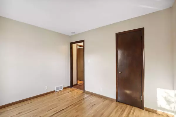 4733 W 110th ST, Bloomington, MN 55437