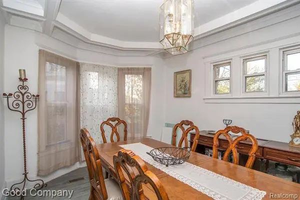 38 WAVERLY Street, Highland Park, MI 48203