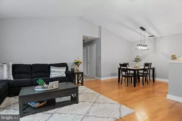 68 CRESTMONT DR, Mantua, NJ 08051