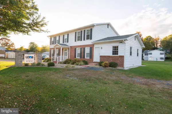 802 S MAIN ST, Woodstock, VA 22664