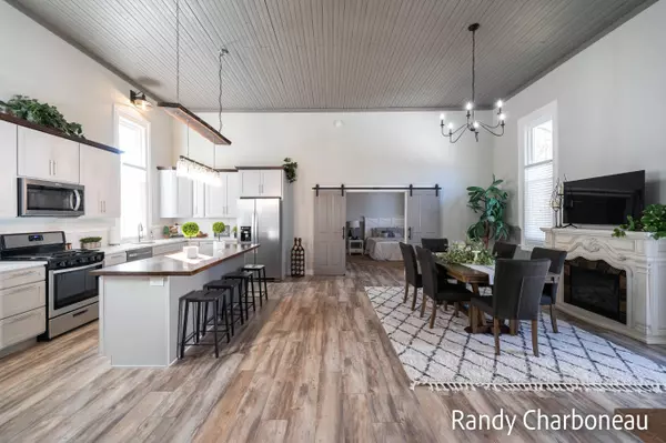 1880 Leonard NW Street, Marne, MI 49435