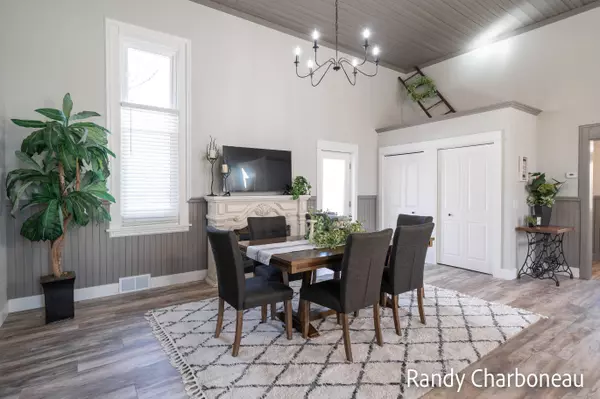 1880 Leonard NW Street, Marne, MI 49435