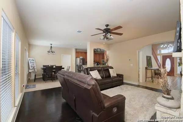 13414 Demeter, Universal City, TX 78148