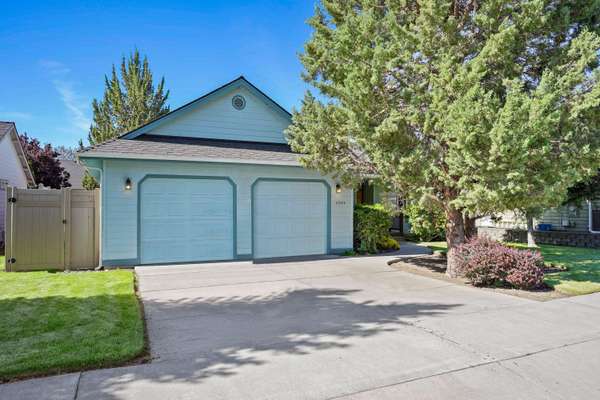 20919 Spinnaker ST, Bend, OR 97701