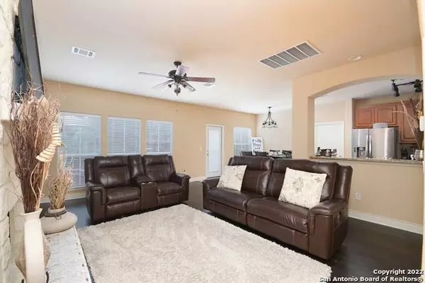 13414 Demeter, Universal City, TX 78148