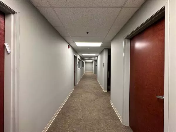 10412 Allisonville RD #212, Fishers, IN 46038