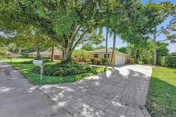 4110 Hickory DR, Palm Beach Gardens, FL 33418