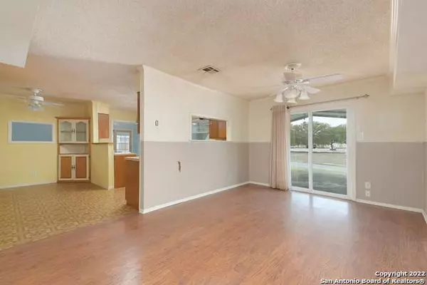 202 Hialeah Ave, San Antonio, TX 78218