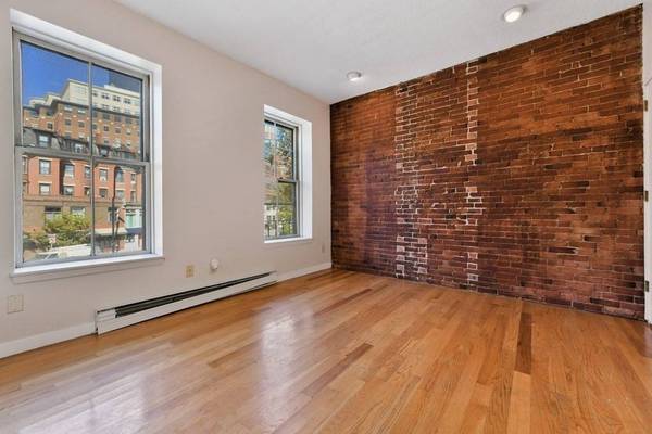 150 Chandler St #4, Boston, MA 02116