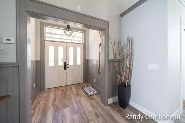 1880 Leonard NW Street, Marne, MI 49435