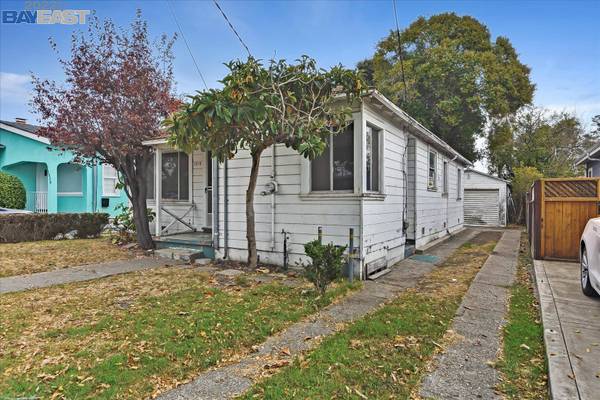 1518 Parker St, Berkeley, CA 94703