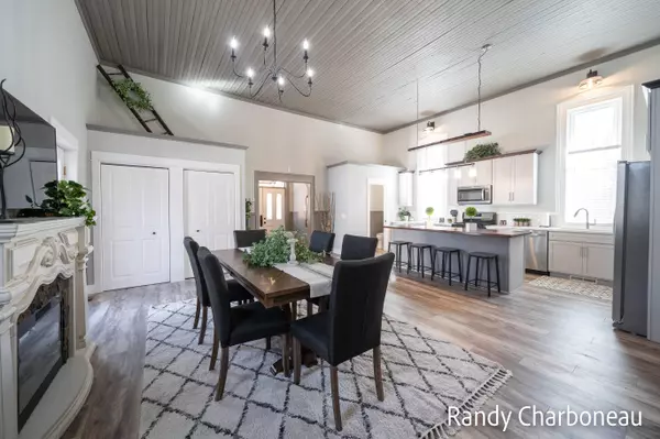 1880 Leonard NW Street, Marne, MI 49435