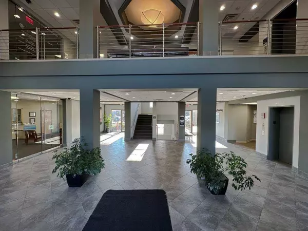 10412 Allisonville RD #212, Fishers, IN 46038