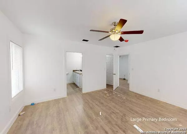 550 CARROLL ST, San Antonio, TX 78225-1436