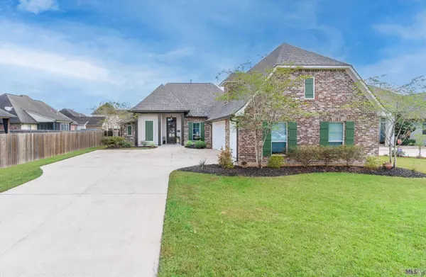 16468 PARKER PLACE DR, Prairieville, LA 70769