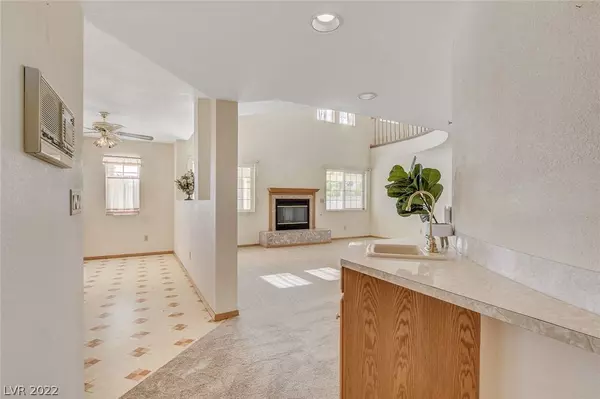 8325 W La Madre Way, Las Vegas, NV 89149