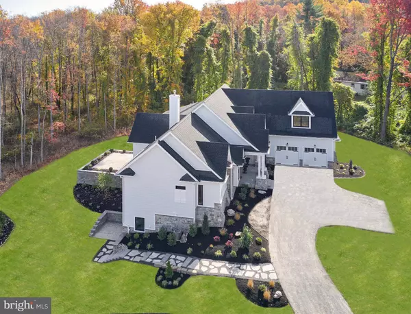 6 SOLEBURY MOUNTAIN RD, New Hope, PA 18938