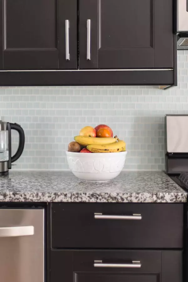 5332 S McVicker Avenue, Chicago, IL 60638