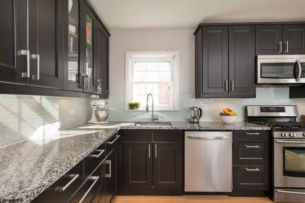 5332 S McVicker Avenue, Chicago, IL 60638