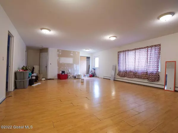 379 County Route 68, Saratoga, NY 12866