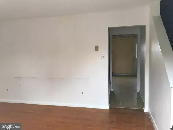 136 SCOTT ST, Front Royal, VA 22630