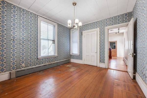 107 Ellery Street, Cambridge, MA 02138