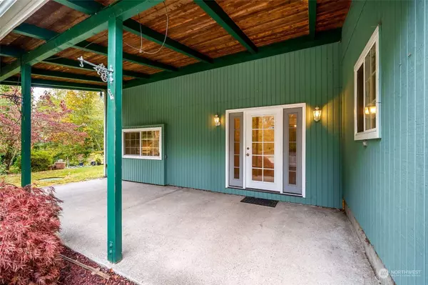 10513 238th ST E, Graham, WA 98338