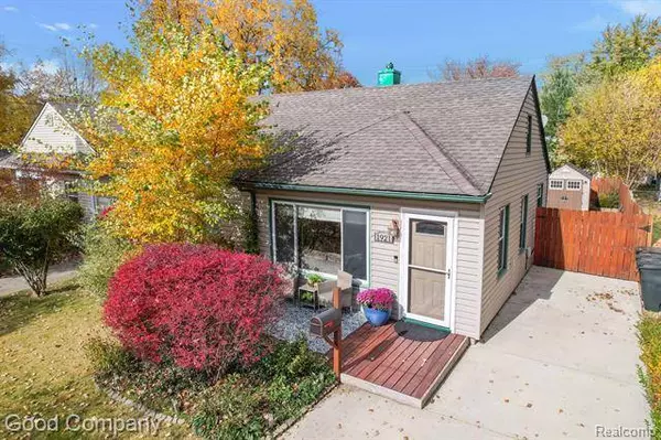 1921 WOODWARD Heights, Ferndale, MI 48220