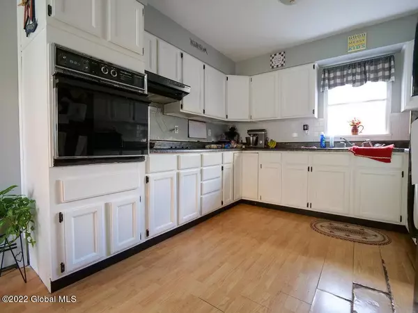 379 County Route 68, Saratoga, NY 12866