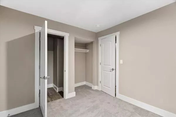 2809 S STATE AVE, Indianapolis, IN 46203