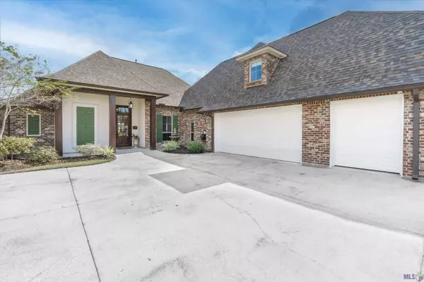 16468 PARKER PLACE DR, Prairieville, LA 70769