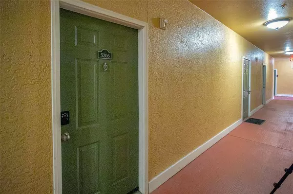 4207 S DALE MABRY HWY #5206, Tampa, FL 33611