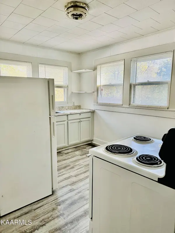 2515 Adair Ave, Knoxville, TN 37917