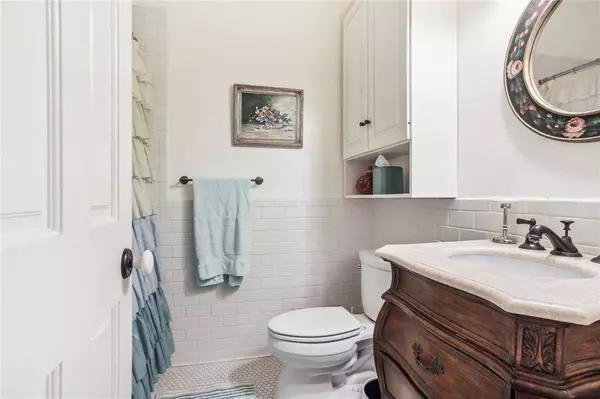 5425 HAWTHORNE PL, New Orleans, LA 70124