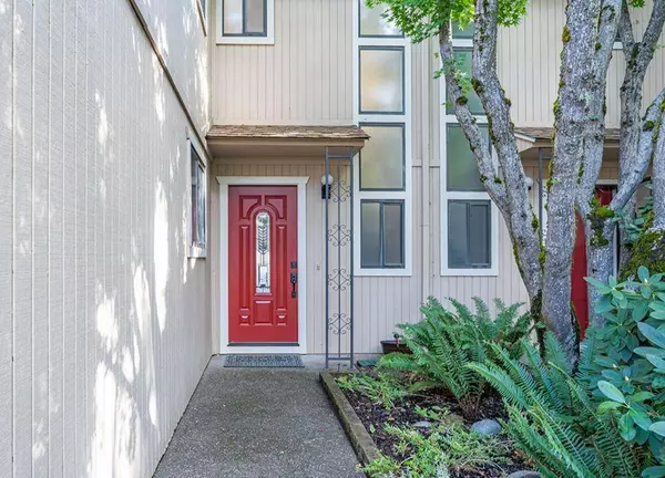 550 Maple WAY, Ashland, OR 97520