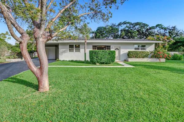 8225 SW 117th Ter, Miami, FL 33156