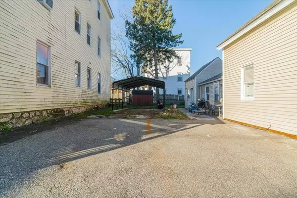 42 Exchange St, Lawrence, MA 01841