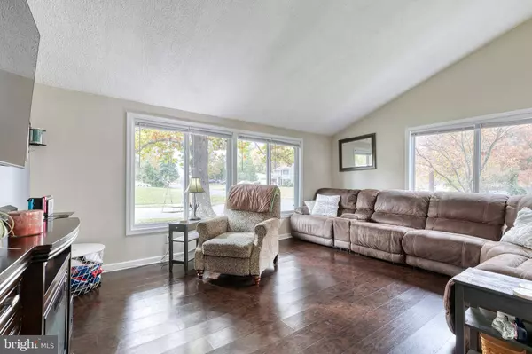 15800 PEACH WALKER DR, Bowie, MD 20716