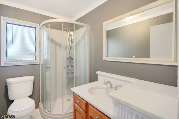 128 Old York Rd, Bridgewater Twp., NJ 08807