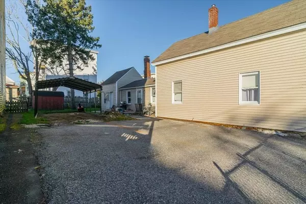 42 Exchange St, Lawrence, MA 01841