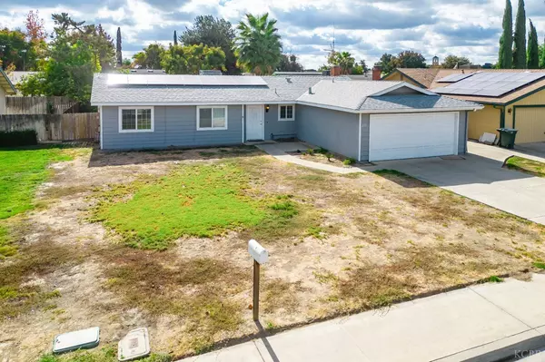 275 Pearl Drive, Lemoore, CA 93245