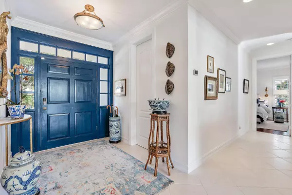 10182 SE Acorn WAY, Jupiter, FL 33469