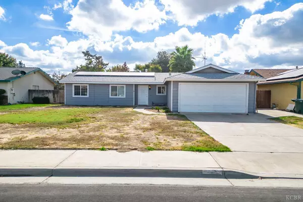 275 Pearl Drive, Lemoore, CA 93245