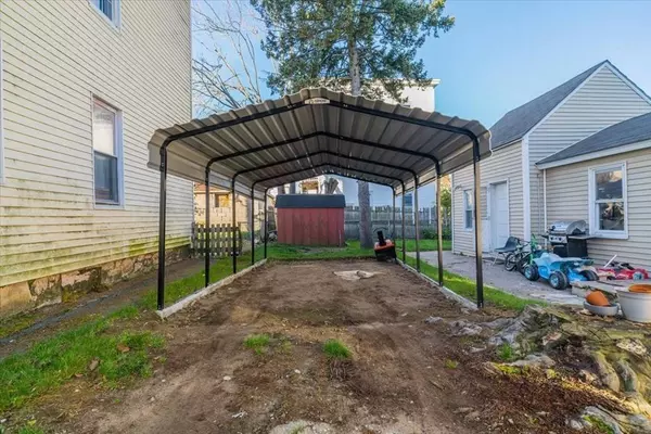 42 Exchange St, Lawrence, MA 01841