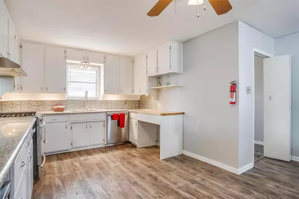 4009 Dakota Trail, Lake Worth, TX 76135