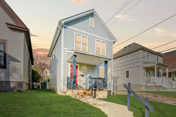 2239 N 41st St, Milwaukee, WI 53208