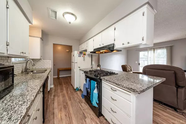 275 Pearl Drive, Lemoore, CA 93245