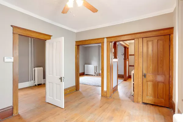 704 James AVE, Saint Paul, MN 55102